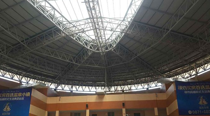 阿尔山怎么区分管廊钢结构与桁架结构的管道支架